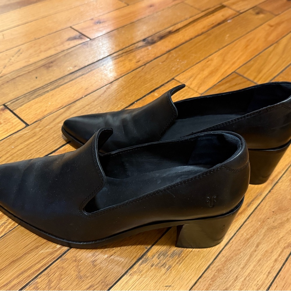 FRYE Sadie Venetian Black Women's Shoes
